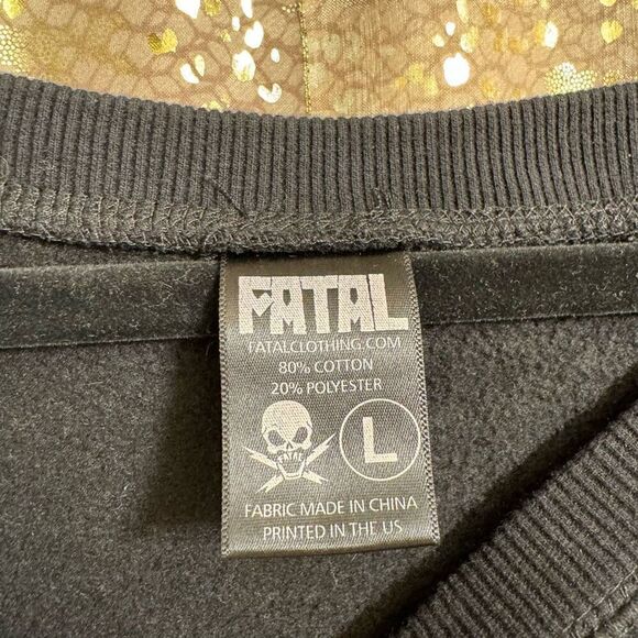 VTG Fatal Black Skull Rose Emo Goth Y2K 2000s Cali Love Pullover Sweater Large - Picture 5 of 6